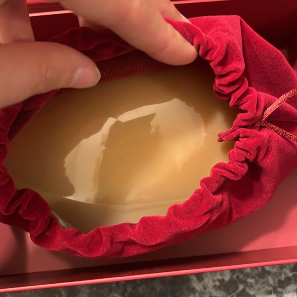 NWT CAKES cleavage bra
(+) (DD+) / Honey - Picture 3 of 4